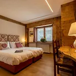 Hotel & Ristorante Serenella 3*