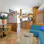 Hotel & Ristorante Serenella