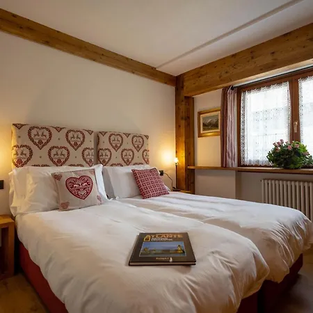 Hotel & Ristorante Serenella Breuil-Cervinia