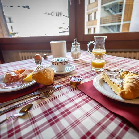 & Ristorante Serenella Hotel