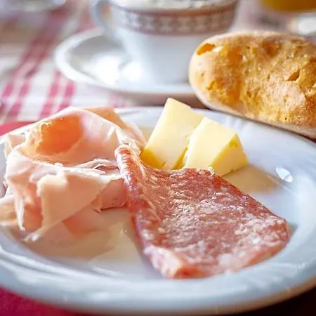 & Ristorante Serenella 3* Breuil-Cervinia