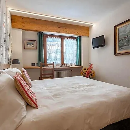 Hotel & Ristorante Serenella 3*