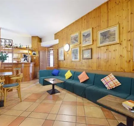 Hotel & Ristorante Serenella Breuil-Cervinia