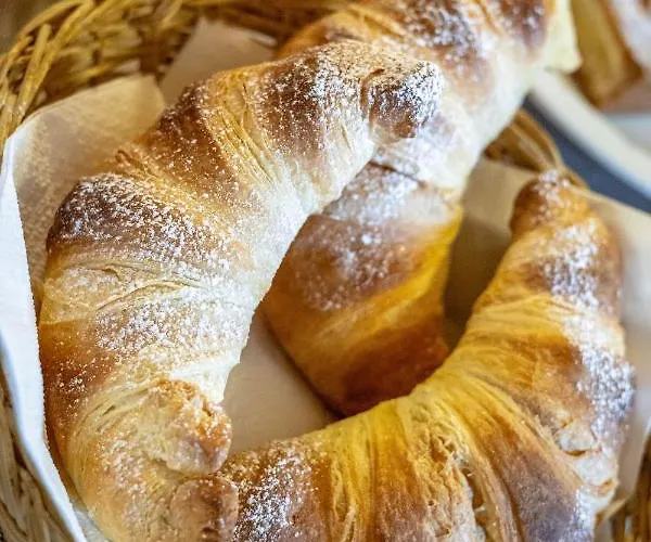 Hotel & Ristorante Serenella 3*